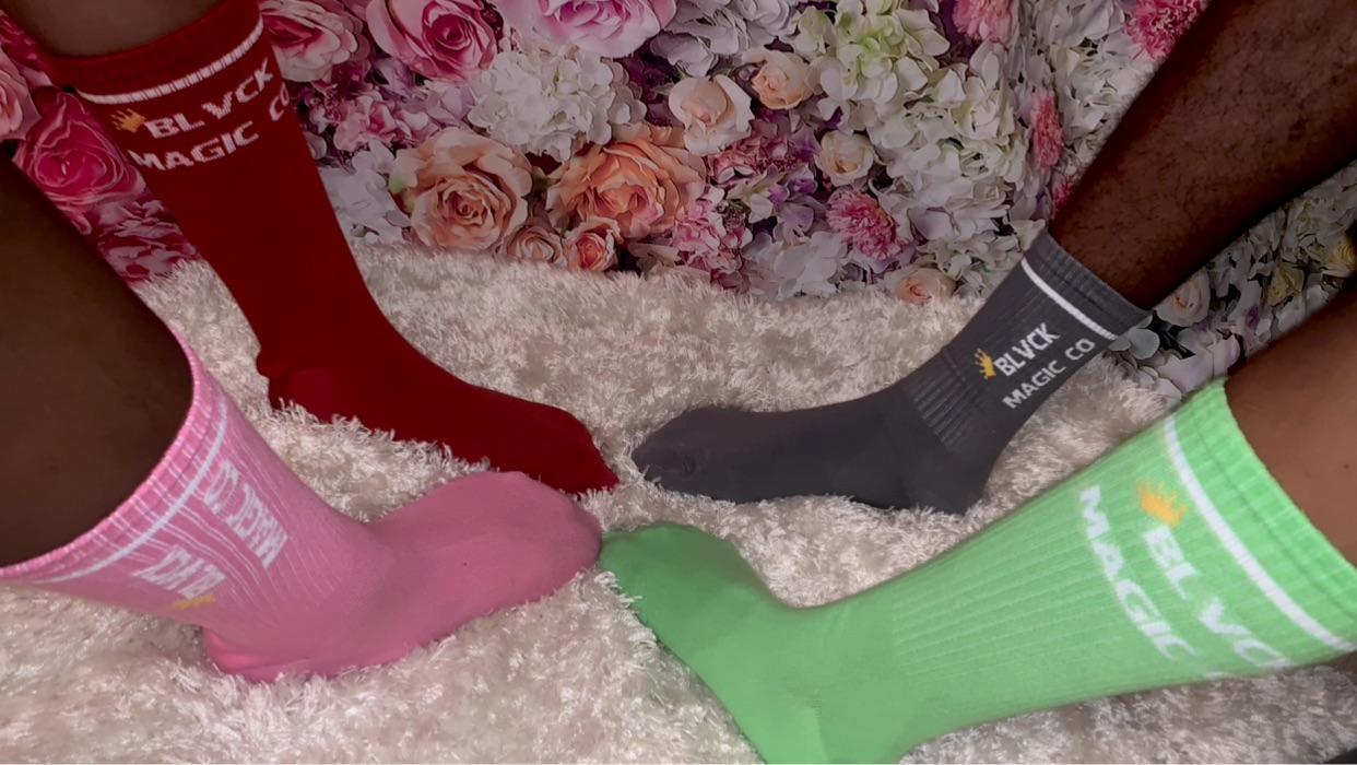 SOCK 🧦 MANIA!